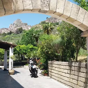 Casa Puccio Bed & Breakfast